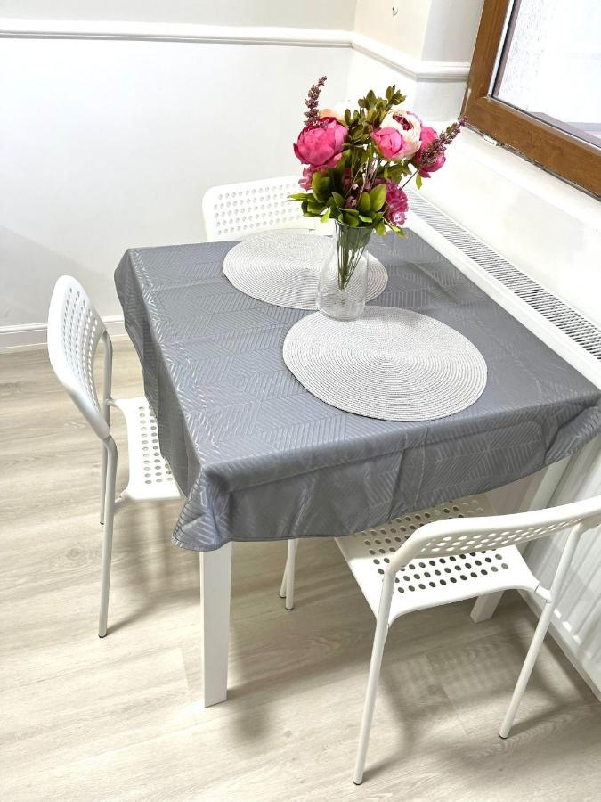 בוקרשט Baneasa Luxury Apartaments מראה חיצוני תמונה