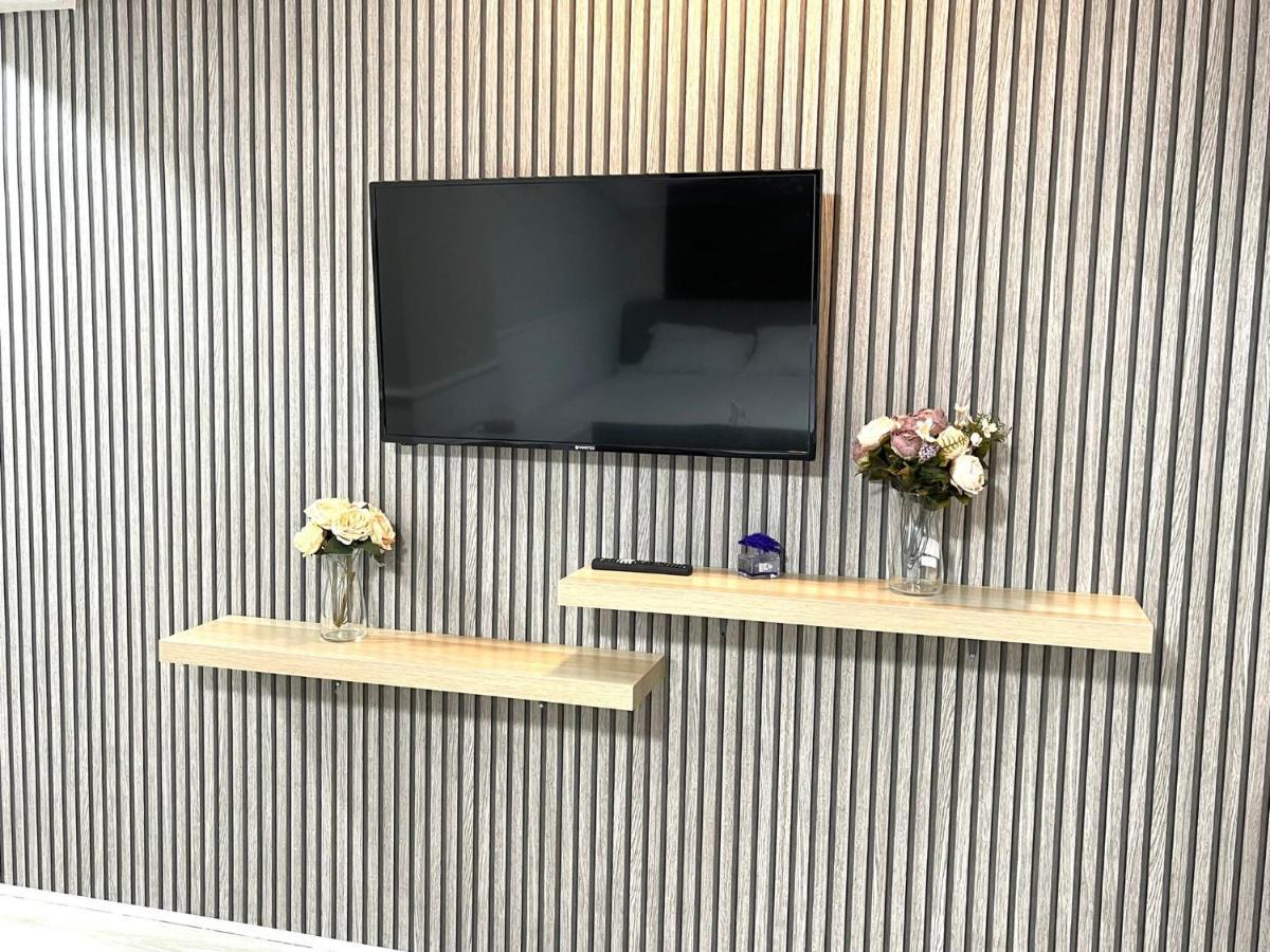 בוקרשט Baneasa Luxury Apartaments מראה חיצוני תמונה
