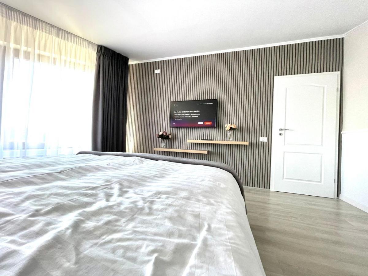 בוקרשט Baneasa Luxury Apartaments מראה חיצוני תמונה