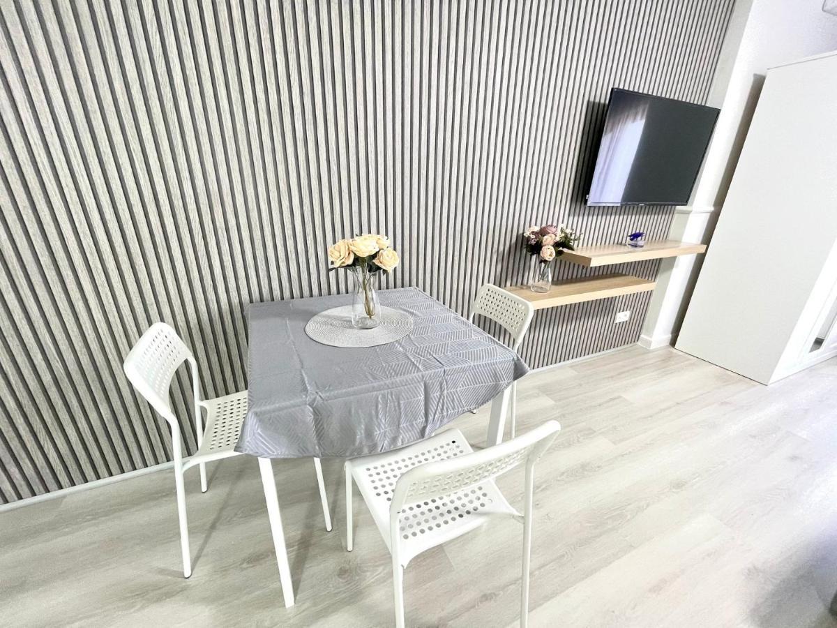 בוקרשט Baneasa Luxury Apartaments מראה חיצוני תמונה