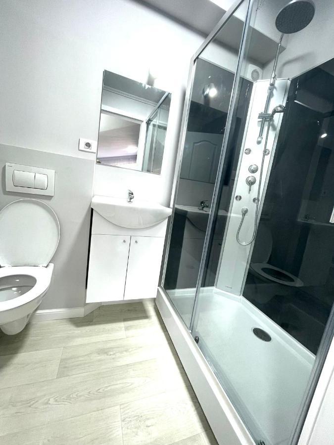 בוקרשט Baneasa Luxury Apartaments מראה חיצוני תמונה