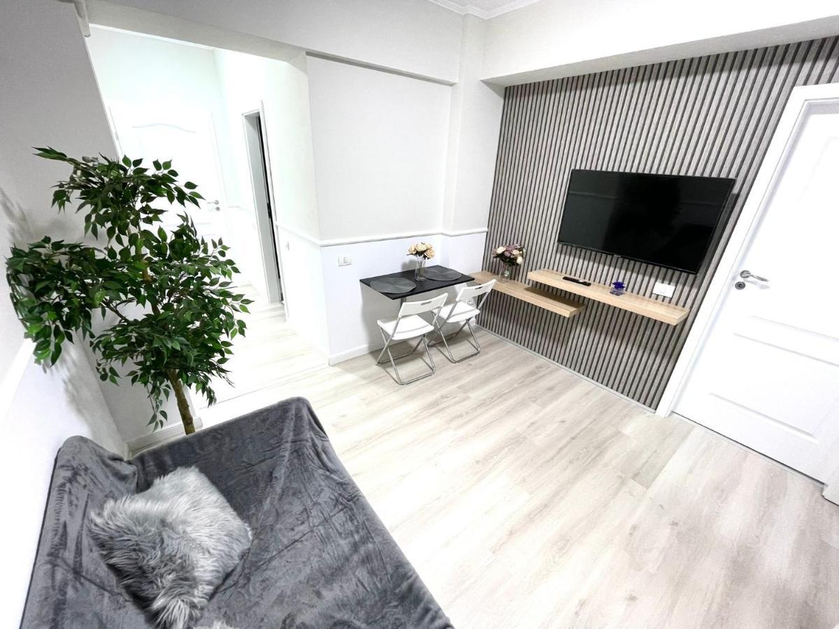 בוקרשט Baneasa Luxury Apartaments מראה חיצוני תמונה