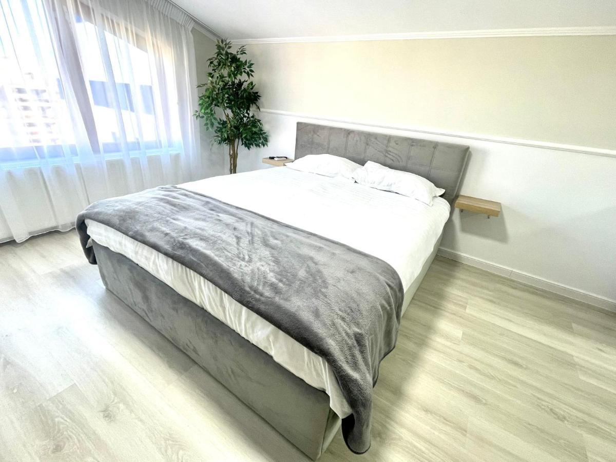בוקרשט Baneasa Luxury Apartaments מראה חיצוני תמונה